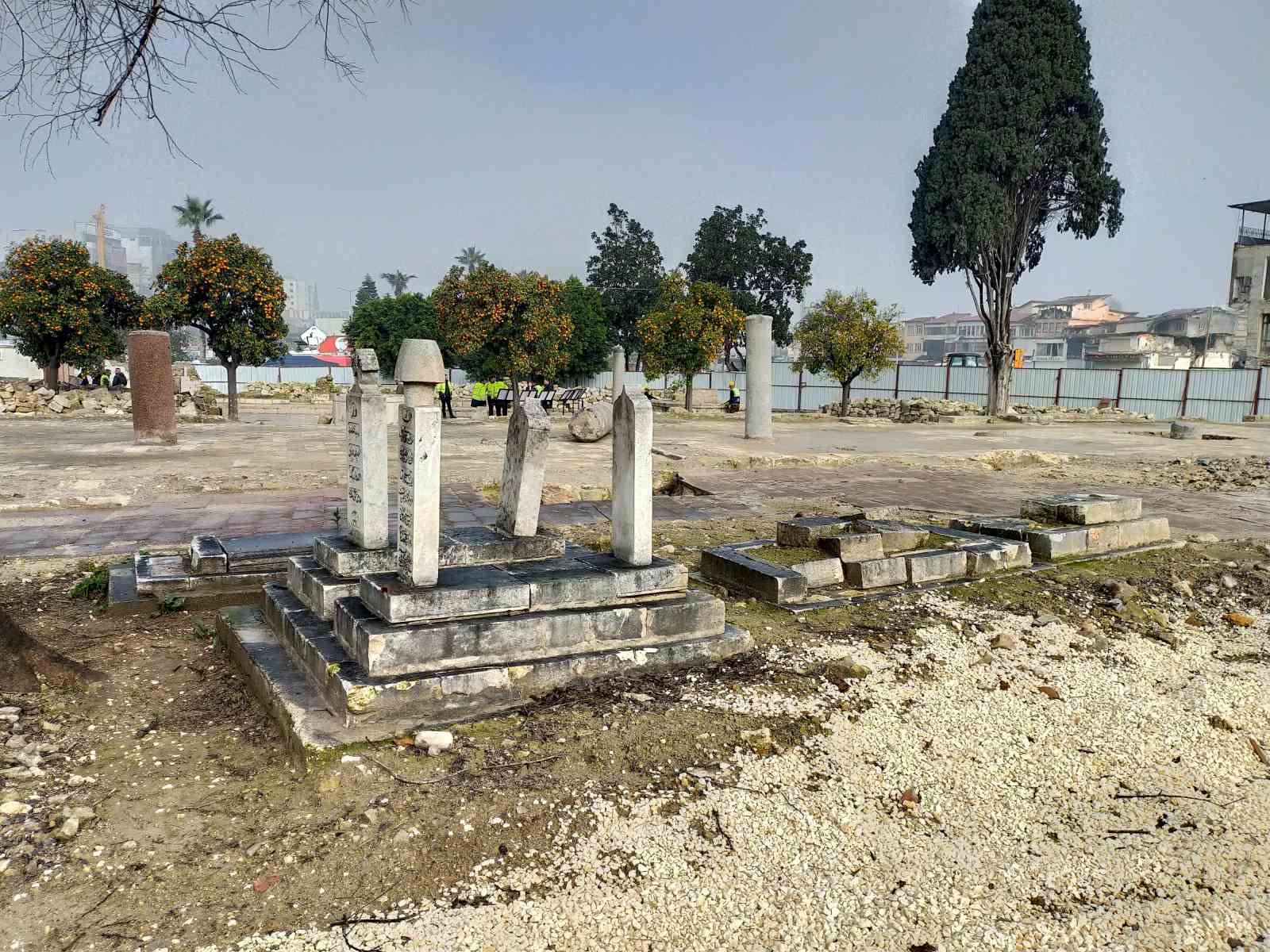 Antakya Ulu Cami’de enkaz kaldırıldı