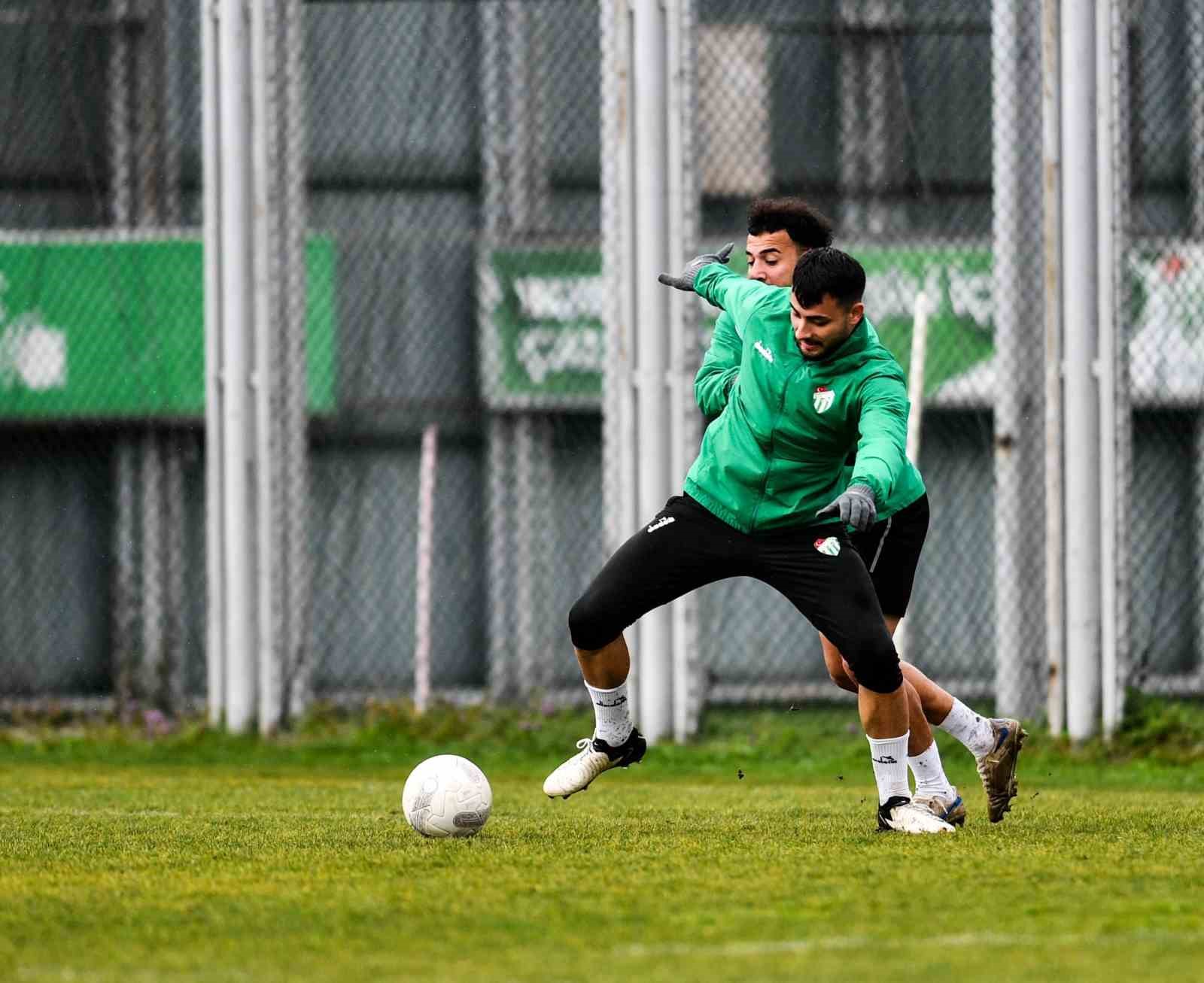 Bursaspor, Ankara Demirspor maçının taktik idmanını yaptı