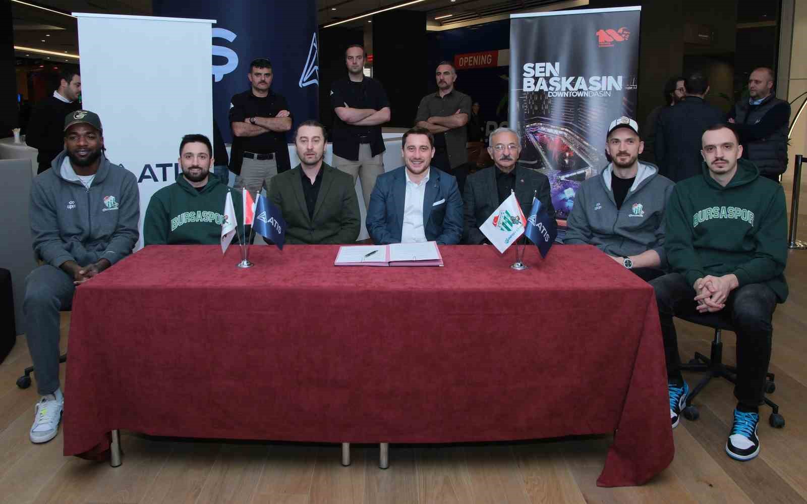 Dowtown, Bursaspor Basketbol Takımının sponsoru oldu