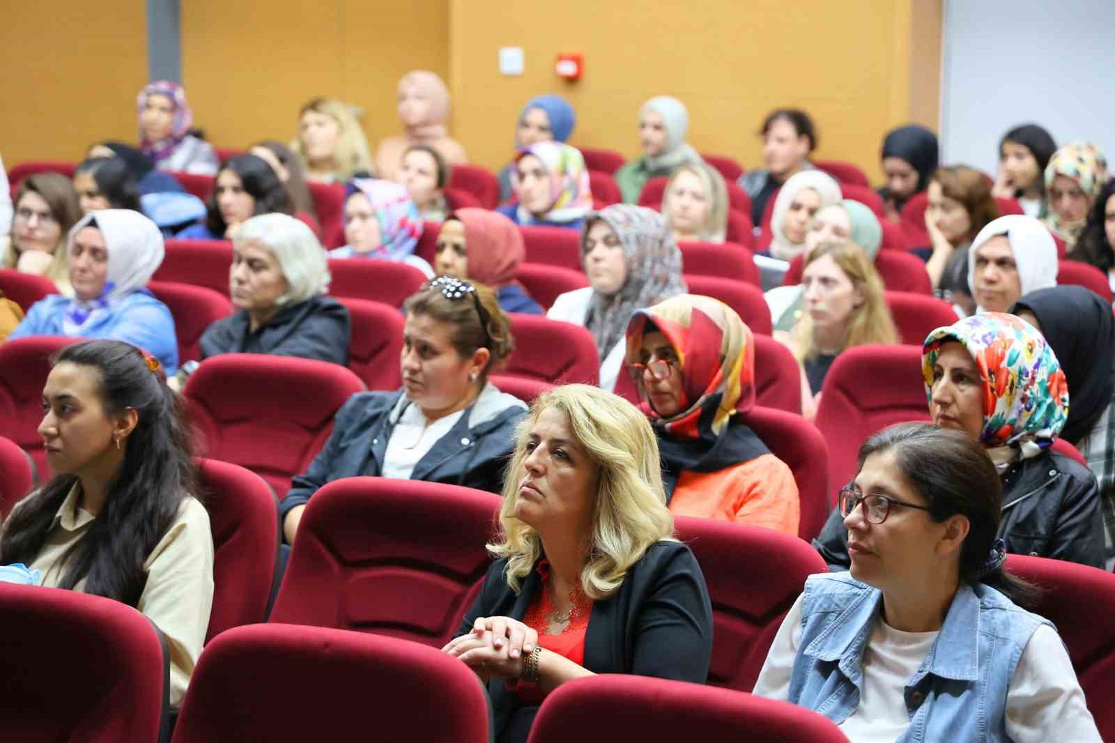 Uludağ Elektrik ‘Enerji Danışmanım’ projesi ile tüketicilere tasarruf bilinci aşılıyor