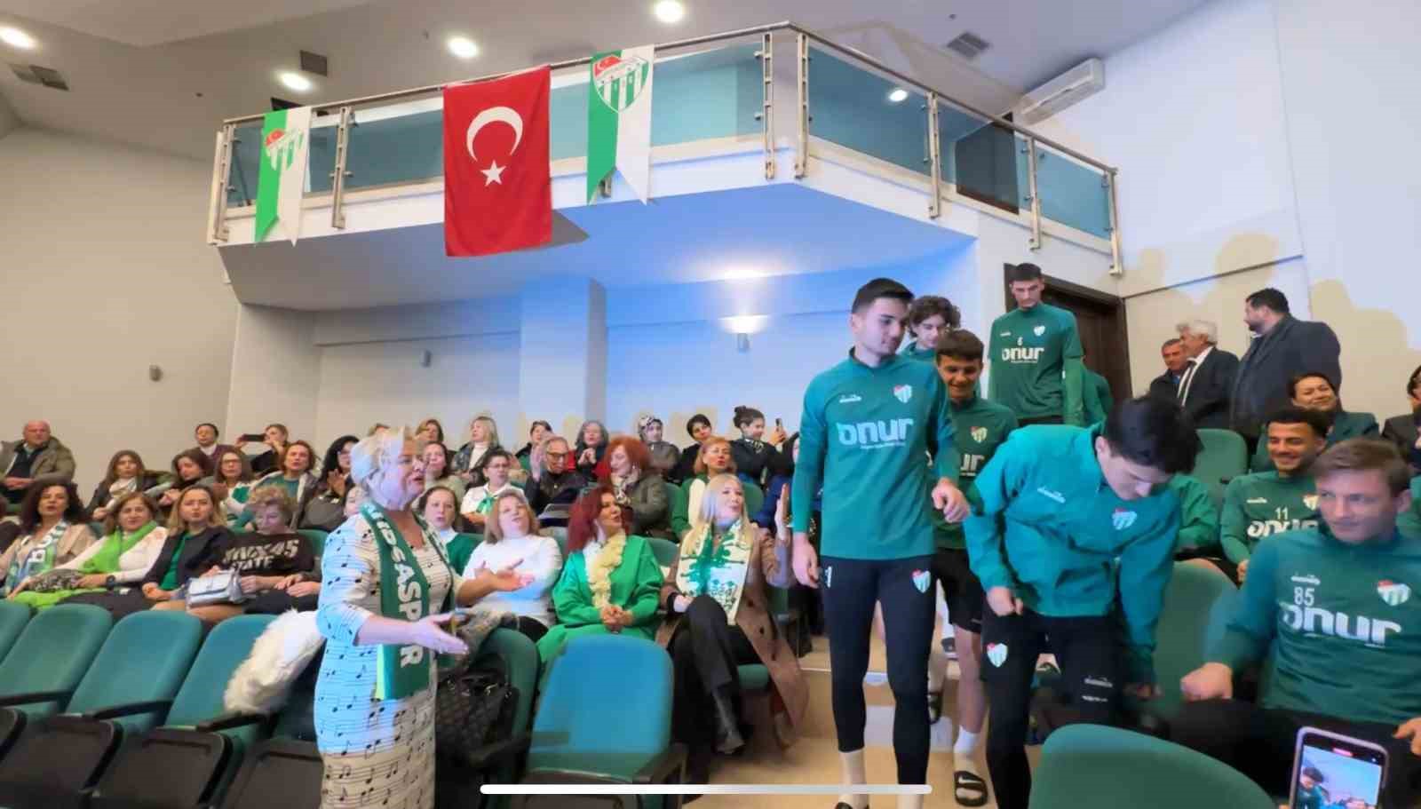 Bursaspor Kulübü, ’Haydi Kadınlar Maça’ projesini duyurdu