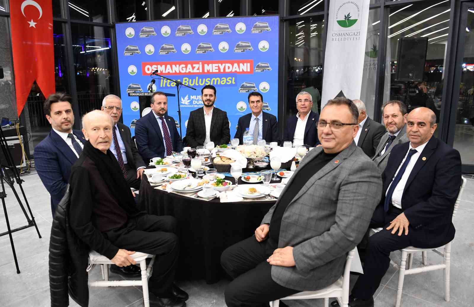 Başkan Dündar, muhtarlar ile iftarda buluştu