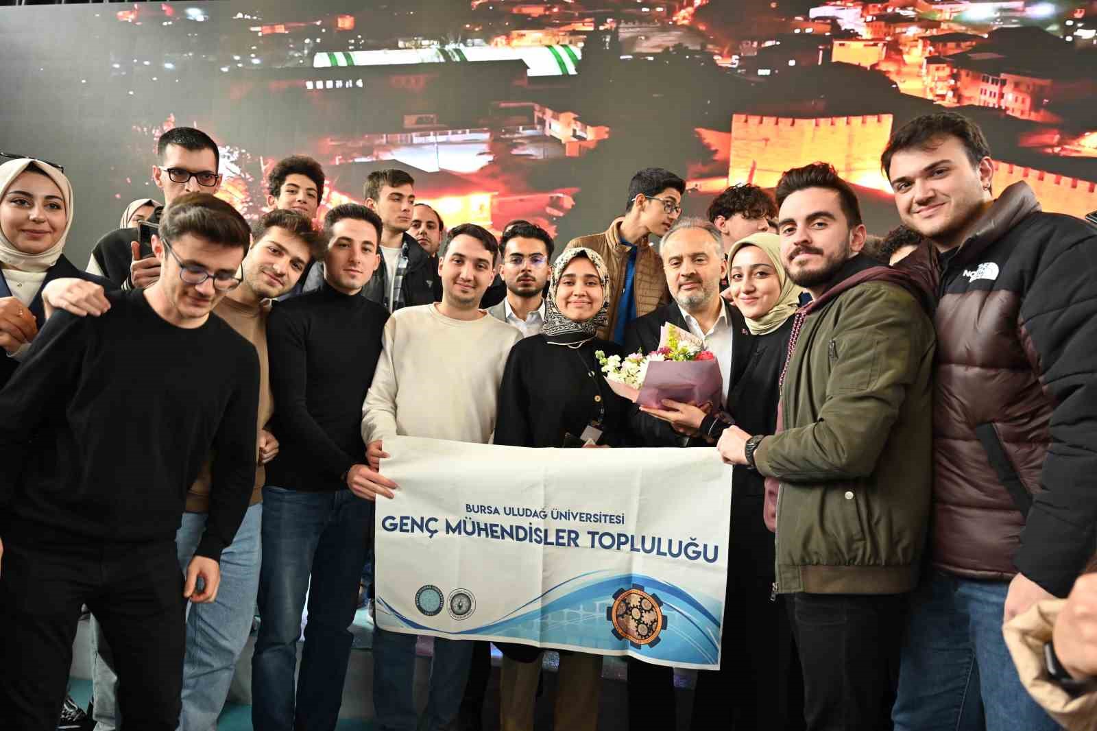 Başkan Aktaş’tan üniversitelilere müjde