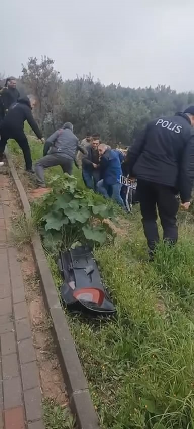 Bursa’da otomobil şarampole yuvarlandı: 3 yaralı