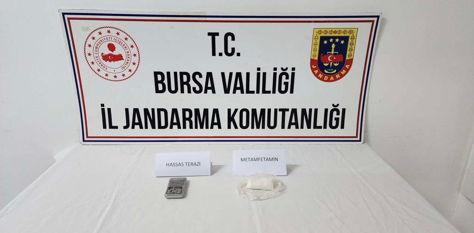 Jandarmadan uyuşturucuya geçit yok