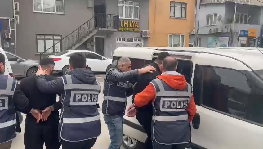 Hakkında 88 yıl hapis cezası bulunan şüpheli bazanın altında yakalandı