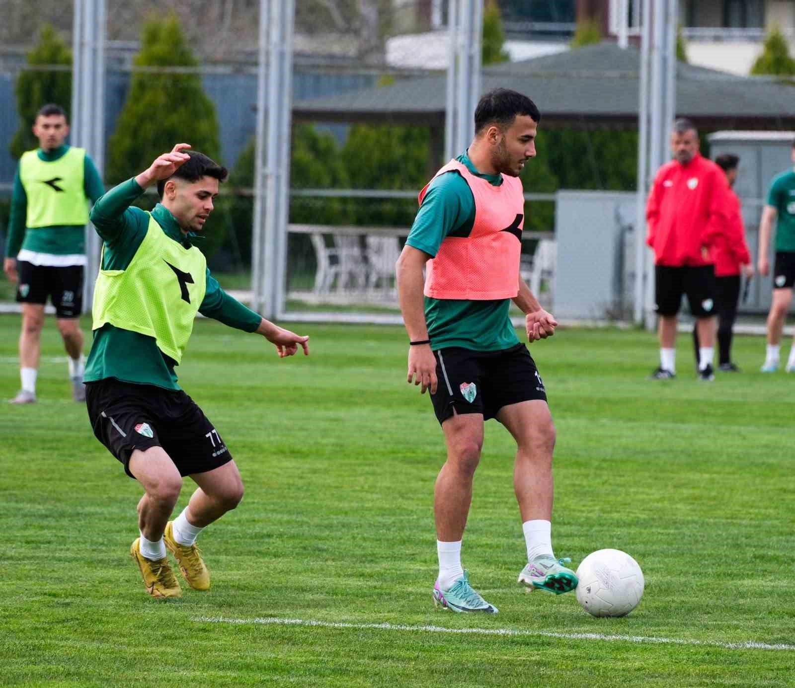 Bursaspor’da Kırklarelispor maçı hazırlıkları başladı