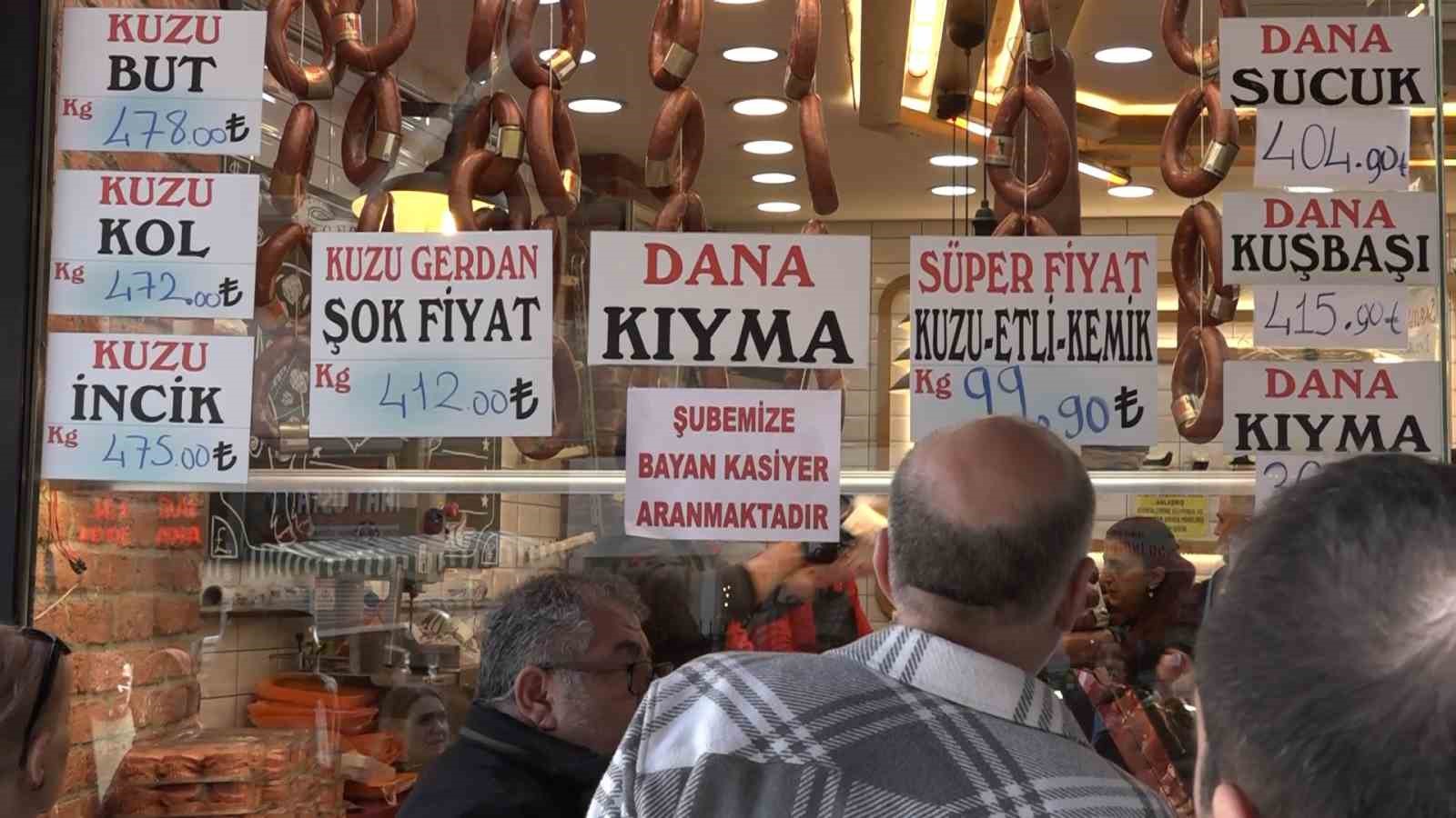 (Özel) Pide kuyruğu değil, kıyma ve et kuyruğu