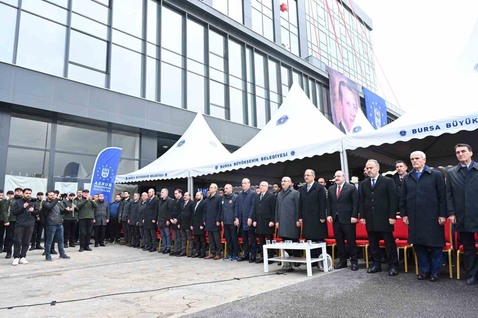 Büyük dönüşümde ilk anahtar teslimi gerçekleşti