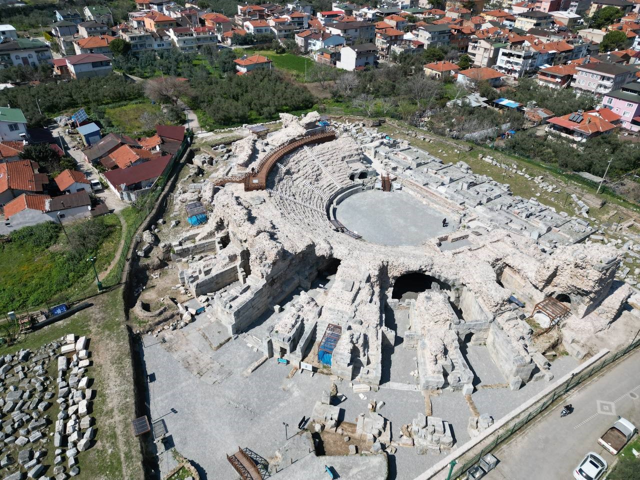 1800 yıllık İznik Roma Tiyatrosu turizme kazandırıldı