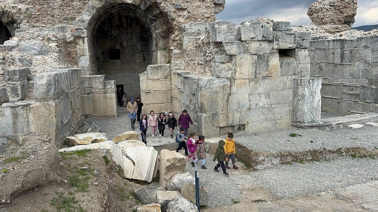 1800 yıllık İznik Roma Tiyatrosu turizme kazandırıldı