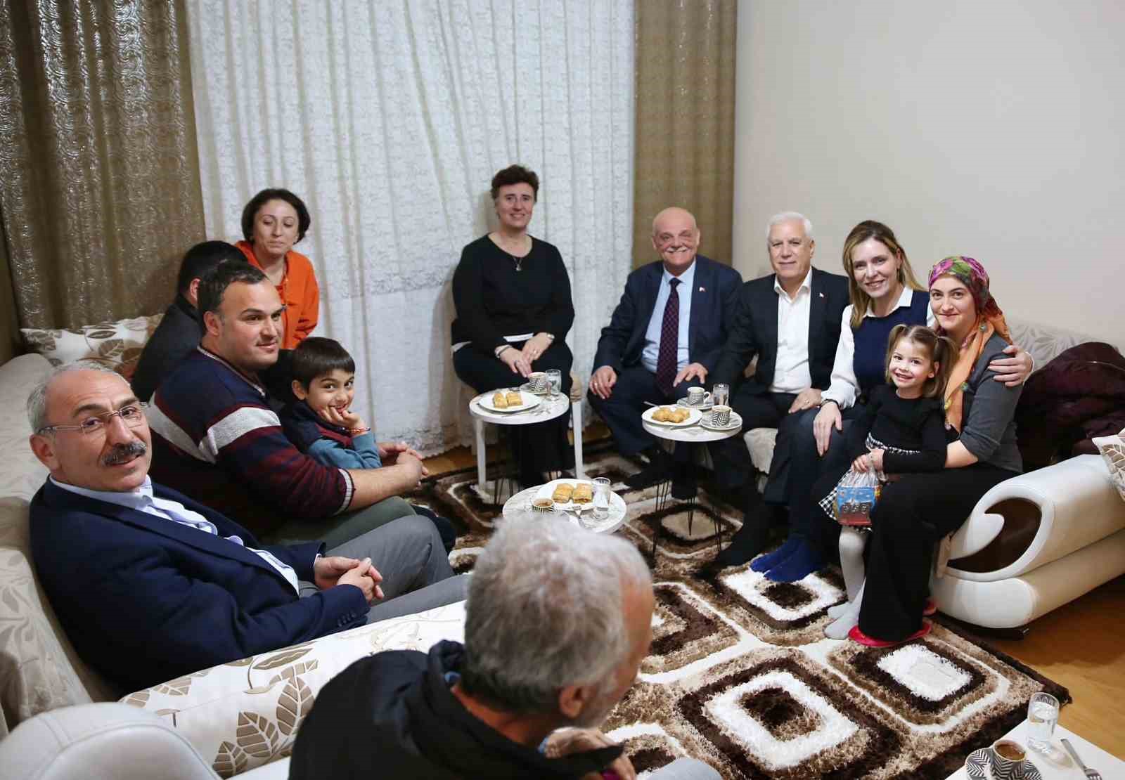 Bozbey, Aydın ailesinin iftar sofrasına konuk oldu