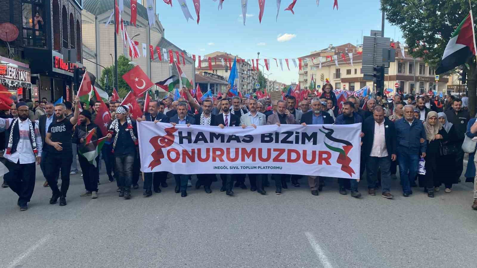Binlerce İnegöllü Gazze için yürüdü