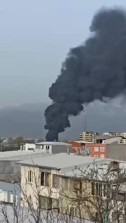 6 otobüs alev alev yandı, siyah dumanlar şehrin her yerinden görüldü