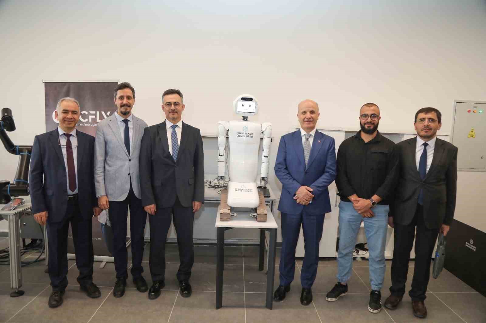 YÖK Başkanı Özvar’dan BTÜ Robot Merkezine tam not