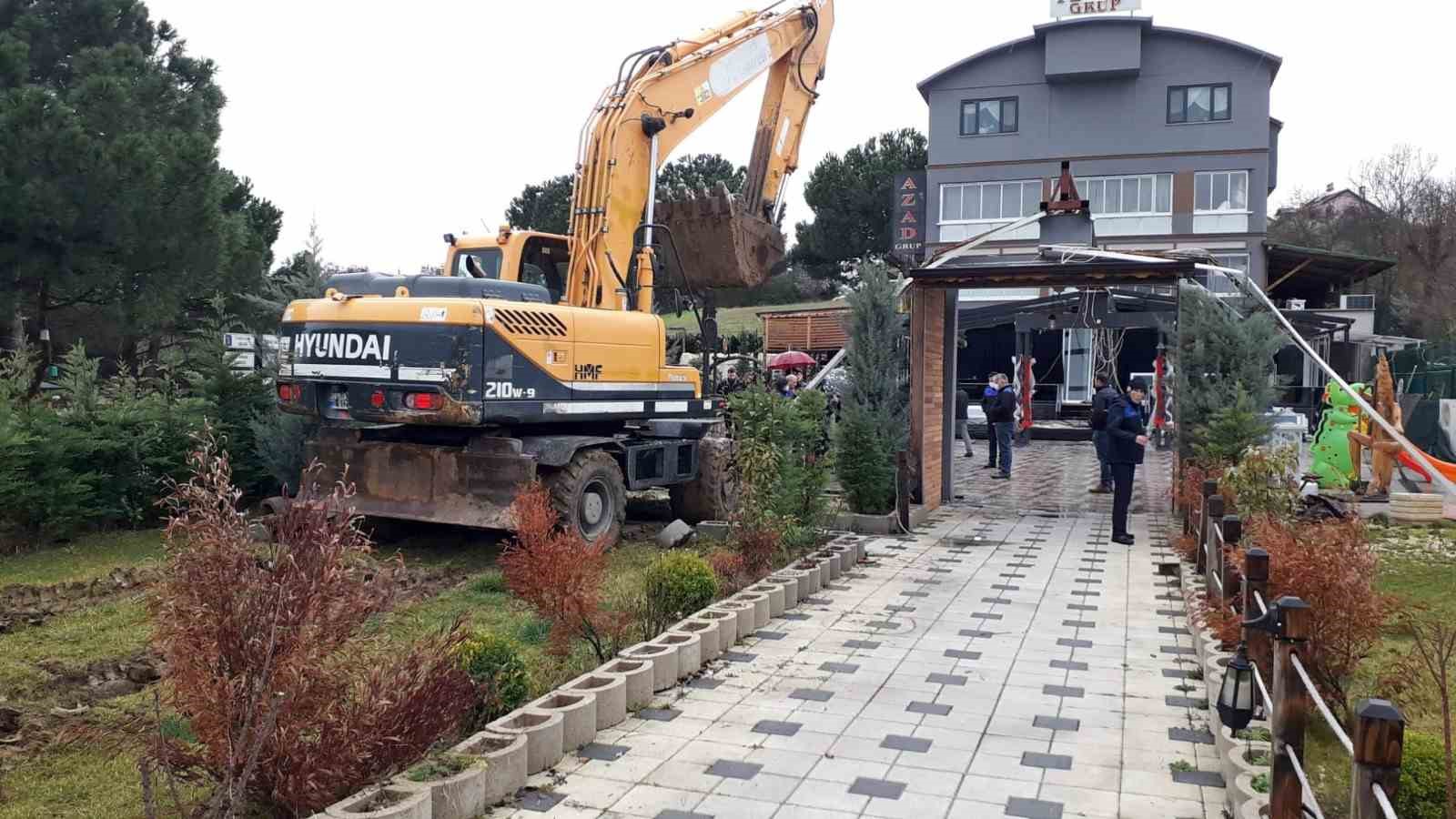 Mudanya 5 yılda 40 kaçak yapı yıkıldı