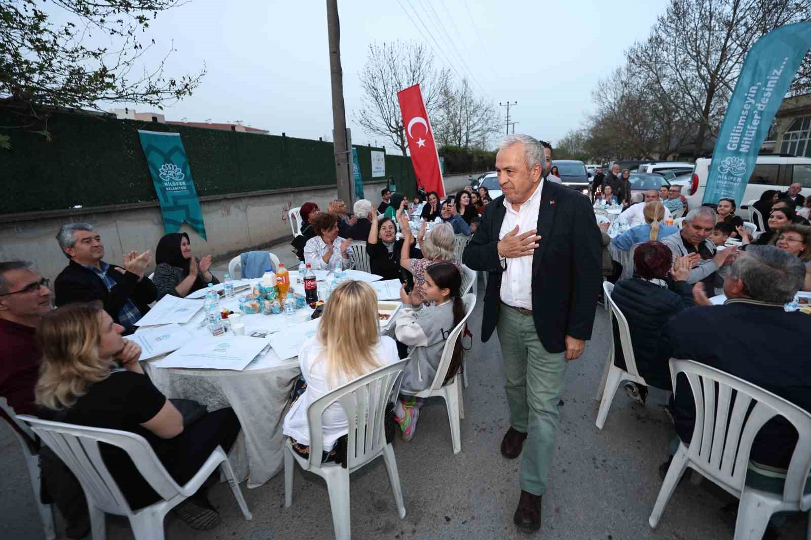 Özlüce’de 5 bin kişi iftarda buluştu