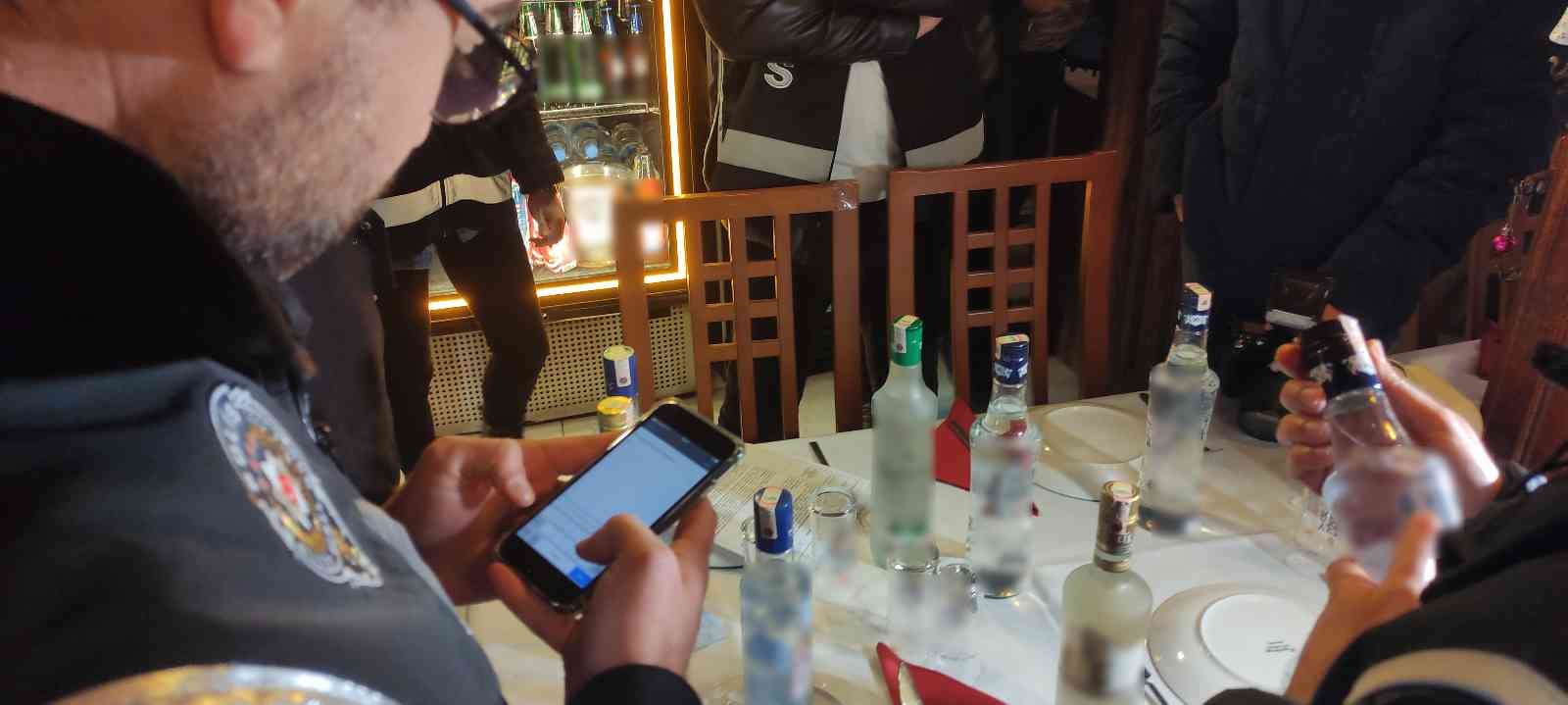 Bursa’da yılbaşı akşamı kaçak içki denetimi