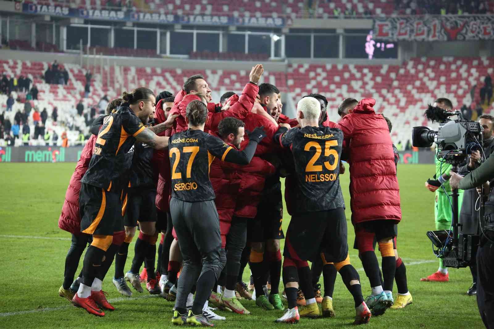 Galatasaray’dan maç sonu büyük sevinç