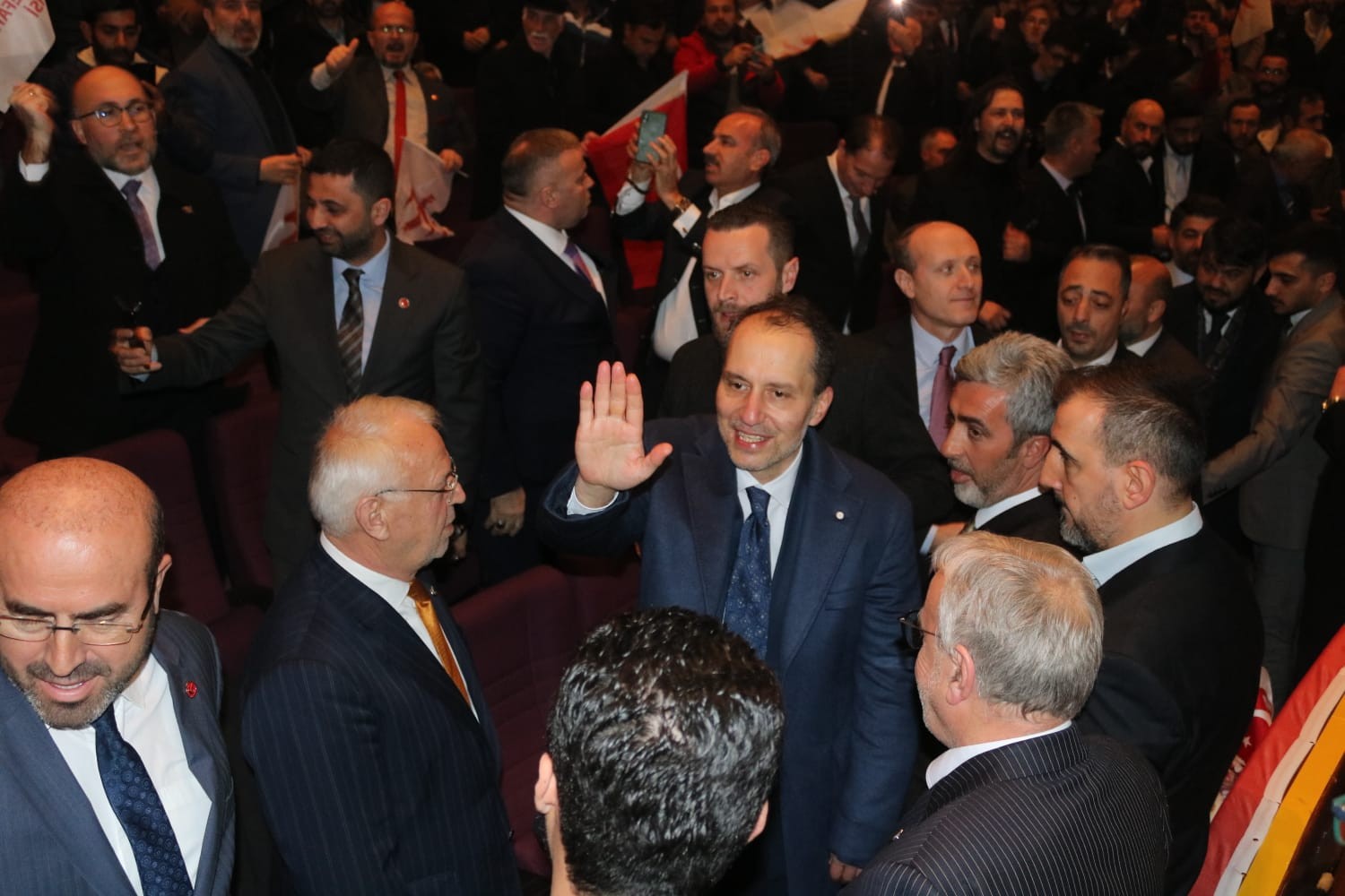 Fatih Erbakan: “Masa ittifakının da bu noktada derde derman bir adım atması mümkün değil”