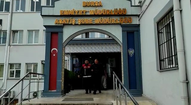 Eskişehir’den Bursa’ya hırsızlık için geldiler: Şehirlerarası hırsızlık kamerada