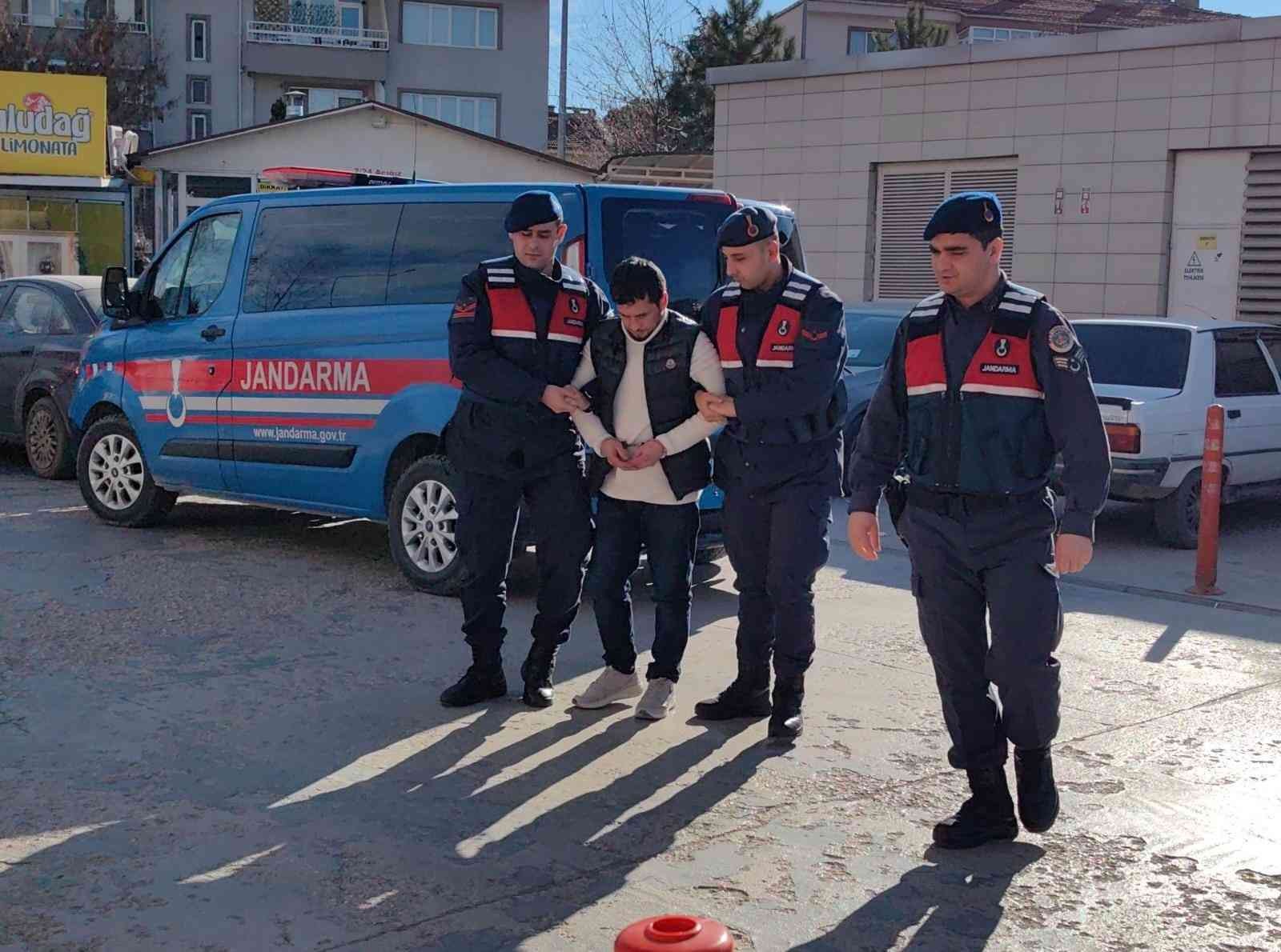 Bursa’da pompalı tüfekle köpeği öldüren şahıs yakalandı