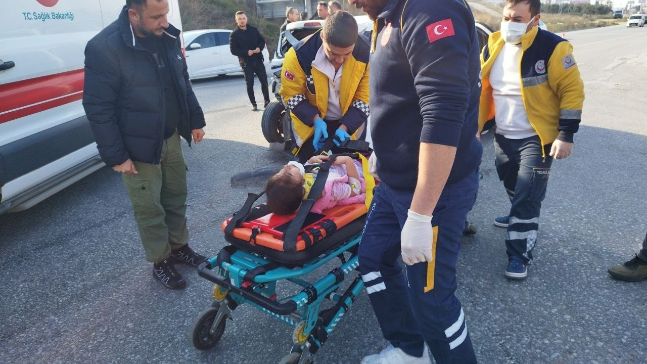 Bursa’da feci kaza: 2’si çocuk 3 yaralı