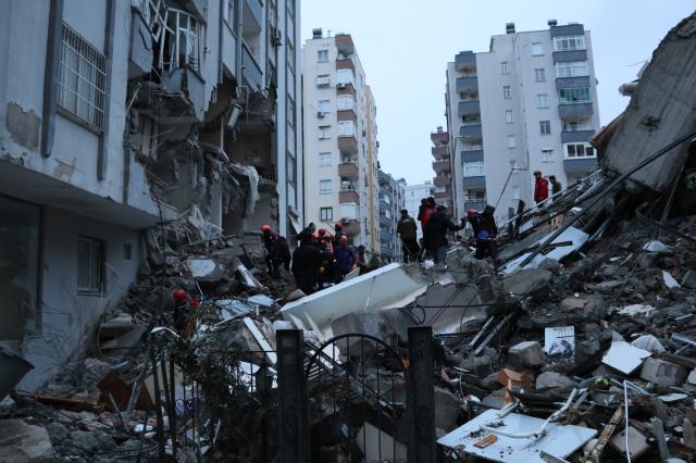 Türkiye'deki deprem sonrası tüm dünyadan destek ve başsağlığı mesajı geldi