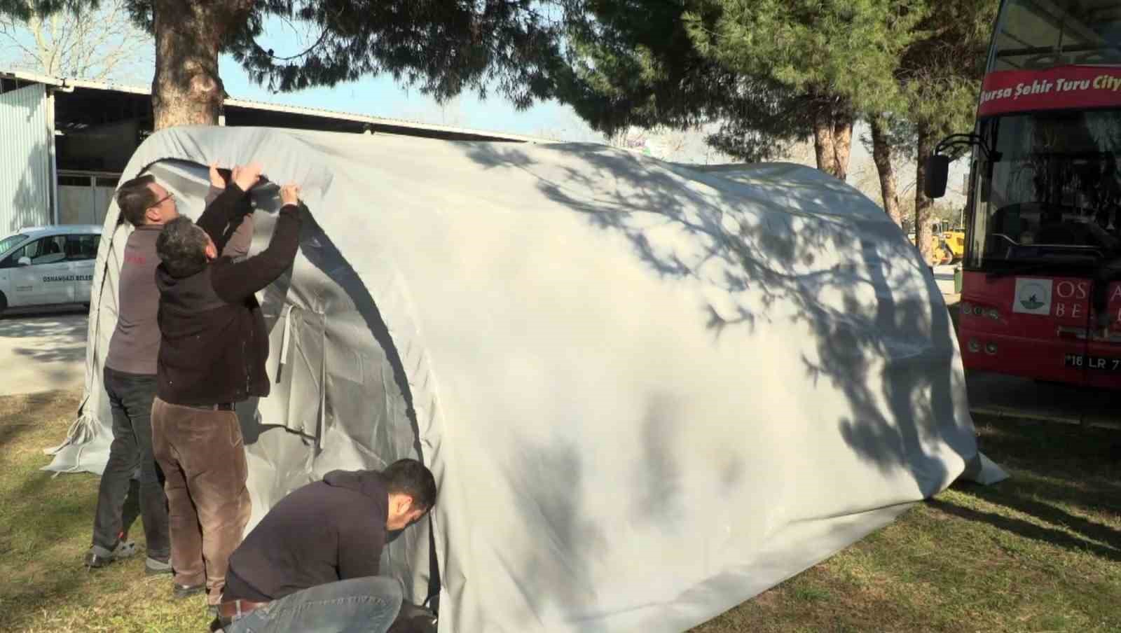 Deprem bölgesi için özel çadırlar hazırlandı