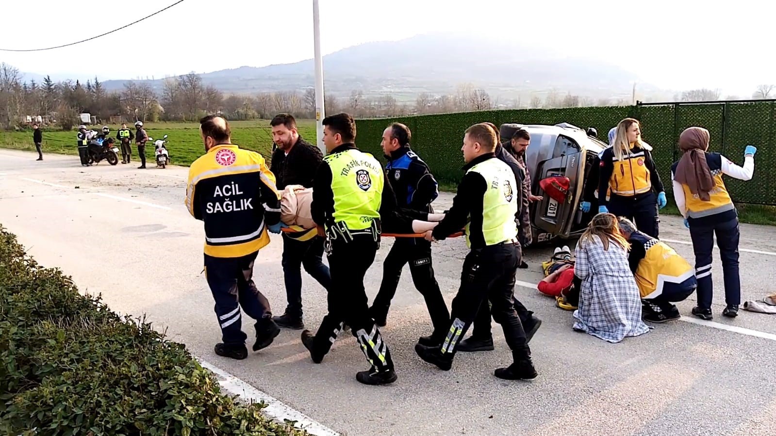 Bursa’da alkollü sürücü otomobiliyle takla attı: 5 yaralı