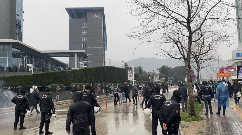 Bursa polisi maç öncesi olaylara izin vermedi