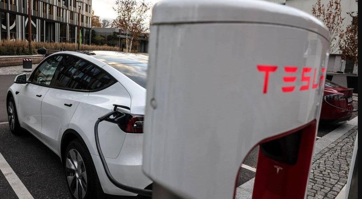 Türkiye, Tesla da dahil olmak üzere 119 şirkete şarj istasyonu lisansı verdi