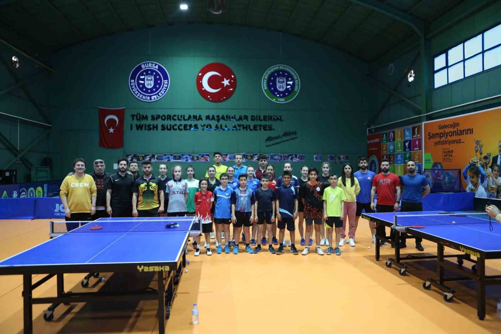 Bursa Büyükşehir’den depremzede gençlere sportif destek