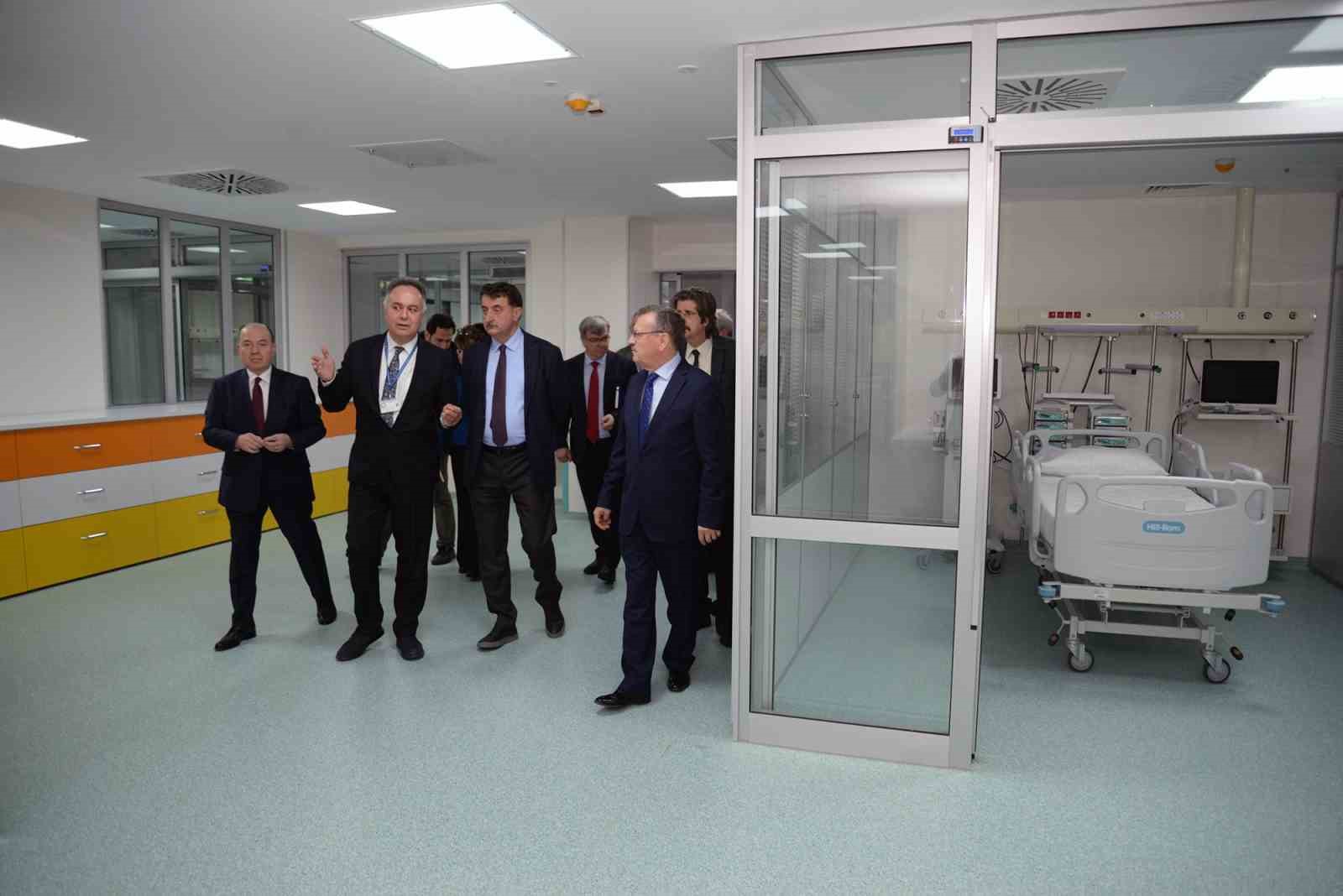 Uludağ Üniversitesi Hastanesi’ne 43 yataklı yeni yoğun bakım