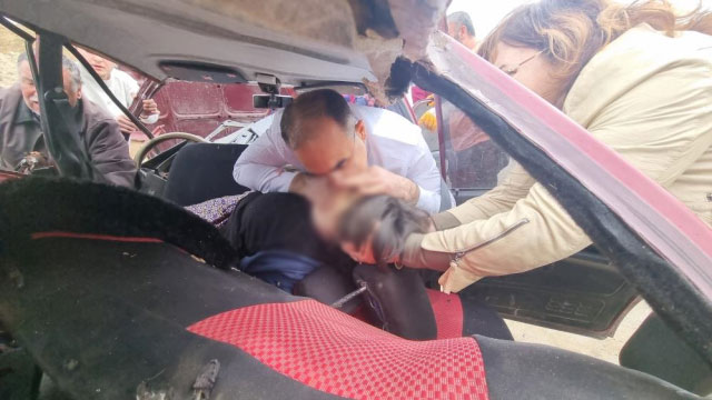 Afyonkarahisar'da korkunç kaza! AK Partili aday seçim gezisini bırakıp yaralıların yardımına koştu