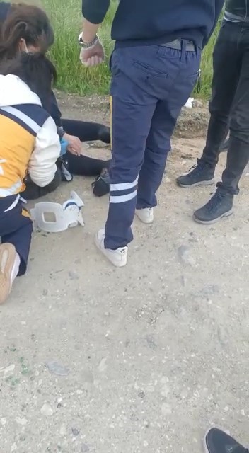 Bursa’da elektrikli scooter süren kız çocuğuna başıboş köpekler saldırdı