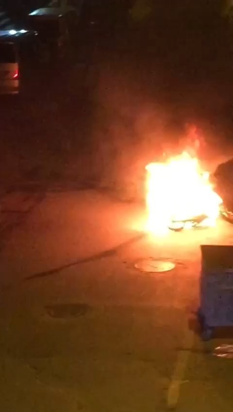 Bursa’da seyir halindeki motosiklet alev alev yandı
