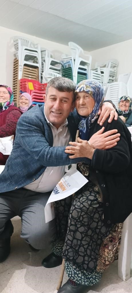 (Özel) 90 yaşındaki Hacer Nine’nin Tayyip Erdoğan’a duası sosyal medyaya damgasını vurdu