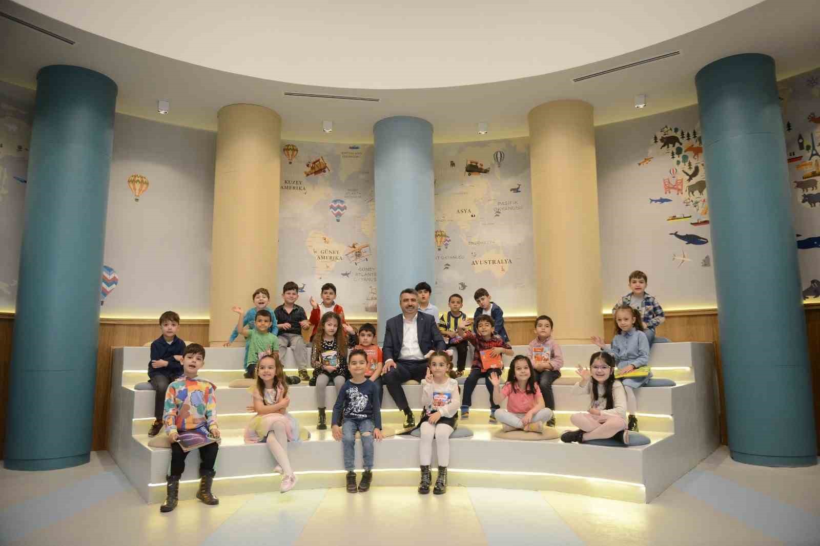 Mimar Sinan Çocuk Kütüphanesi 5 bin kitap 700 oyuncakla hizmete açıldı