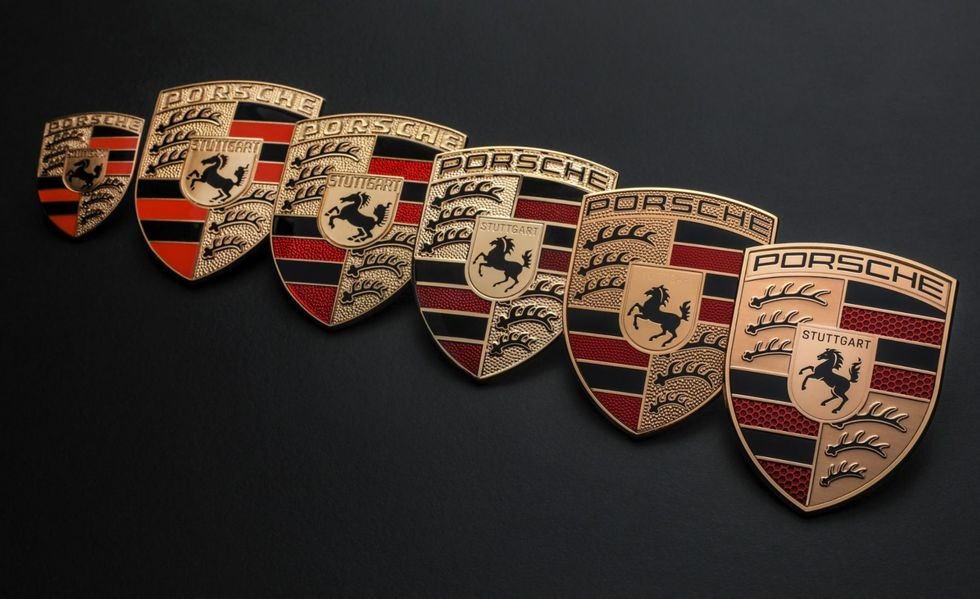 Üç yıl bunun üzerinde çalıştılar: Porsche, yeni logosunu tanıttı!