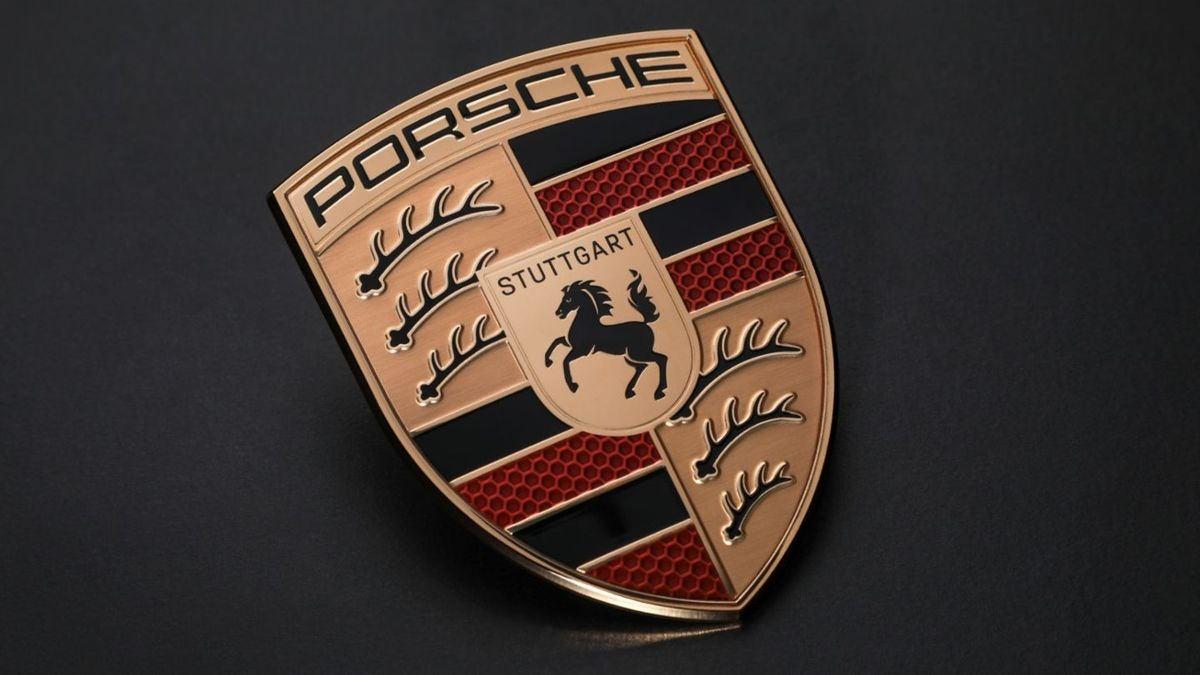 Üç yıl bunun üzerinde çalıştılar: Porsche, yeni logosunu tanıttı!