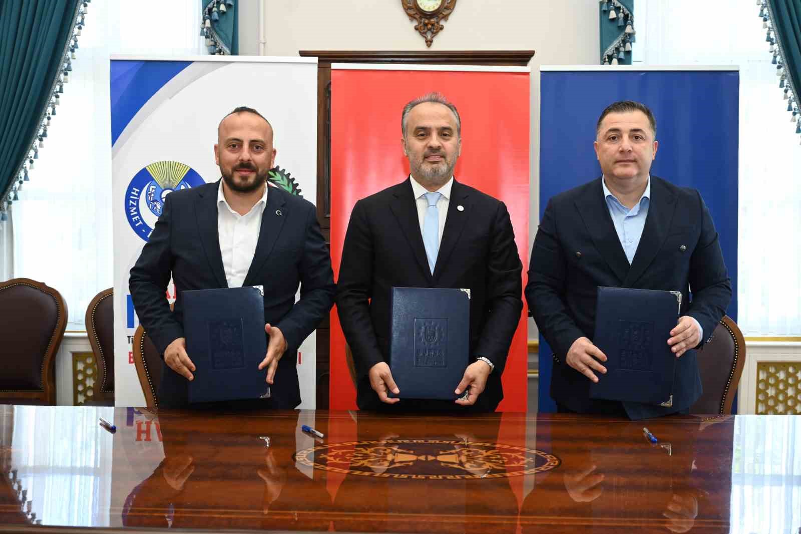 Bursa Büyükşehir Belediyesi ve BUSKİ işçileri için toplu sözleşme imzalandı