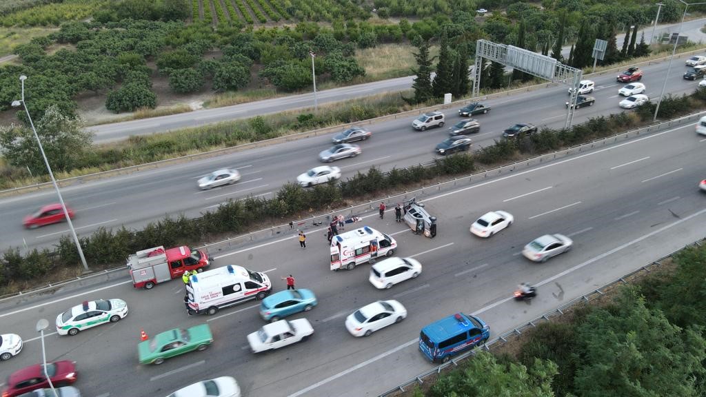 Bursa’da peş peşe iki kaza: 8 yaralı