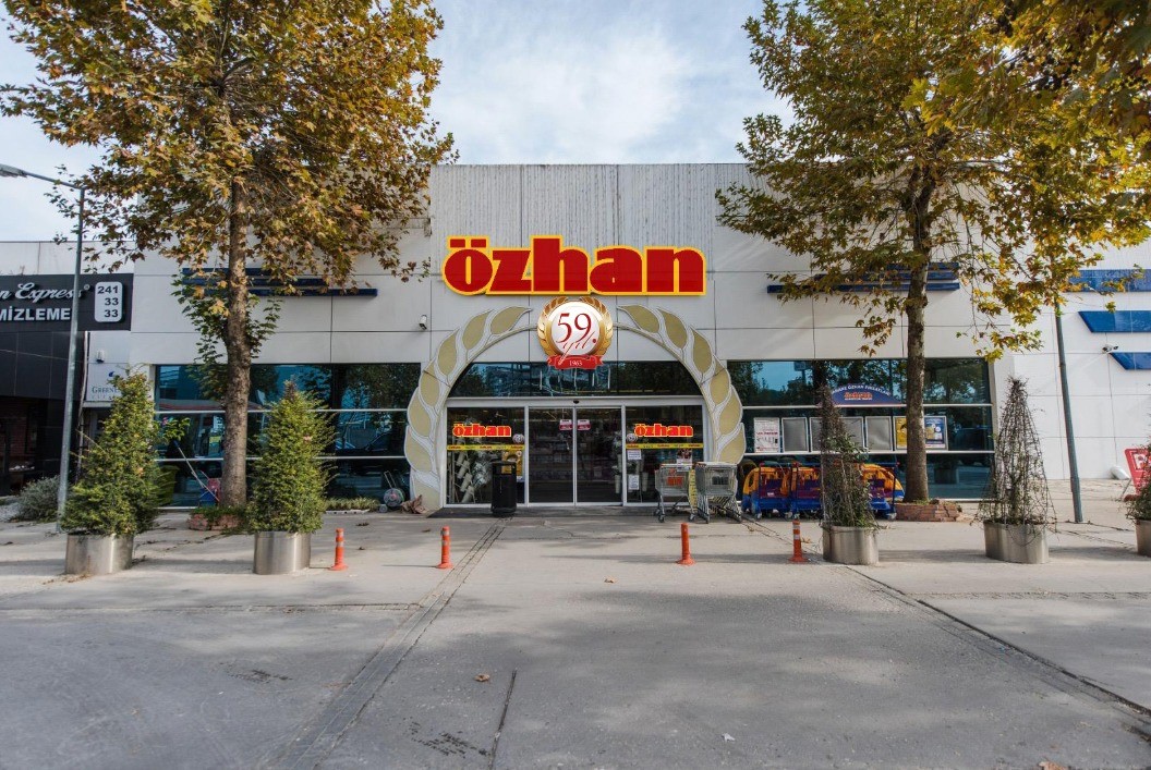 Özhan Market’ten “Daha yeşil bir dünya” için fidan kampanyası