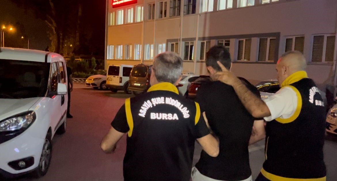 Bursa’daki cinayet anı kamerada