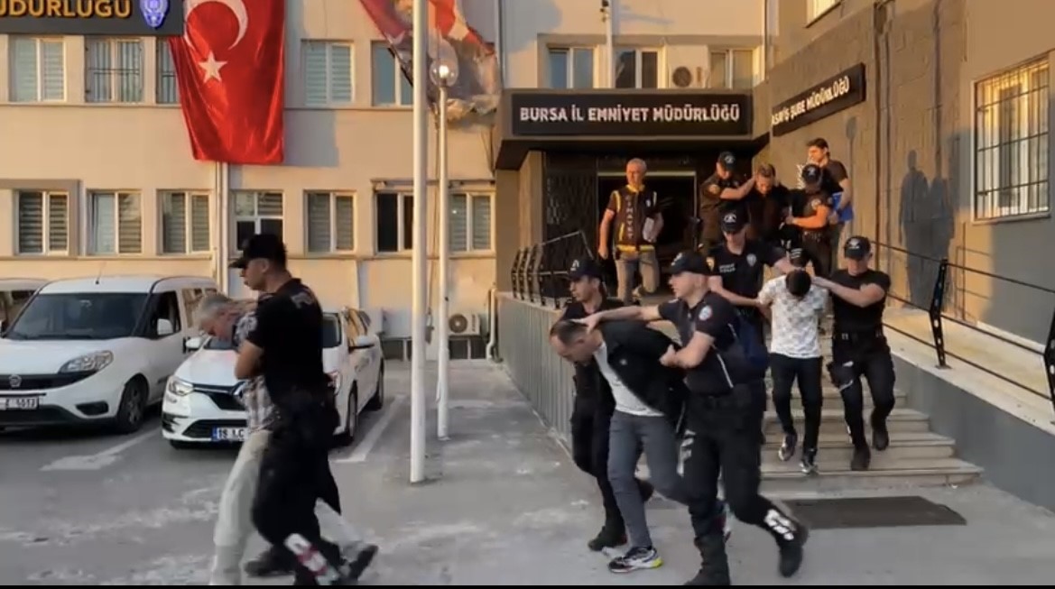 Bursa polisi bar cinayetinin failini Eskişehir’de yakalandı
