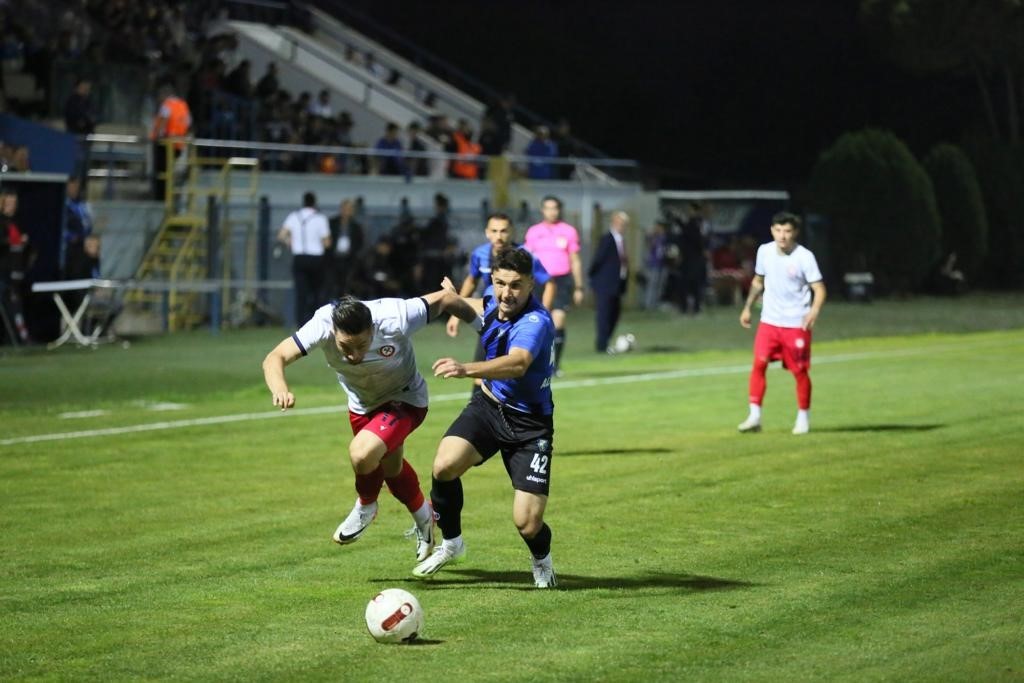 TFF 2. Lig: Karacabey Belediyespor: 1 - Zonguldak Kömürspor: 0