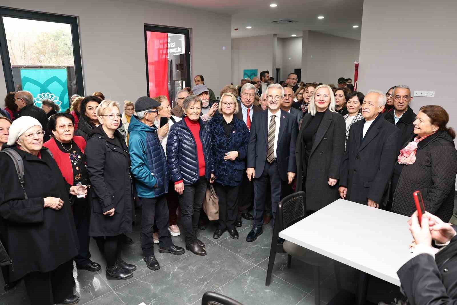 Nilüfer’de Emekliler Parkı ve Olgun Gençlik Lokali hizmete açıldı