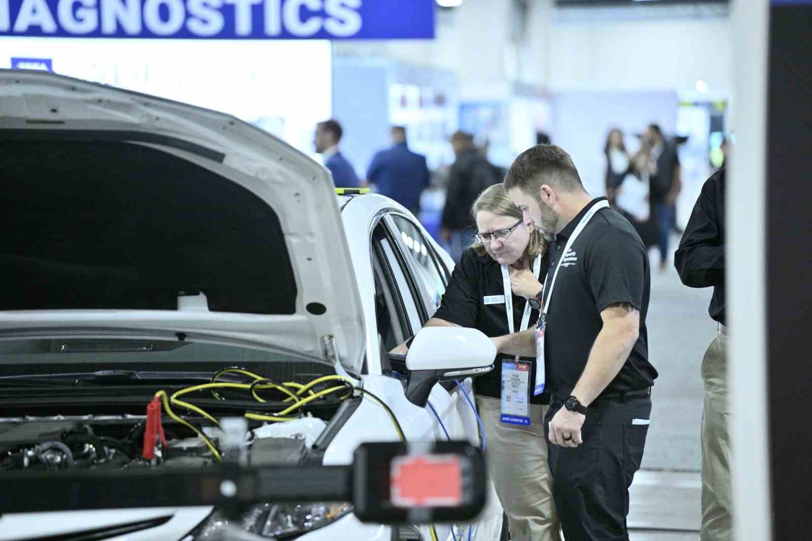 BTSO üyeleri Las Vegas’ta otomotiv sektöründeki dev buluşmada yerini aldı