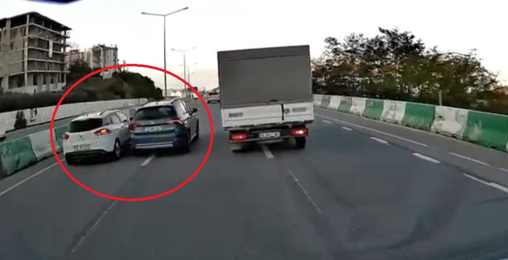 Sürücünün refleksi kazayı böyle önledi